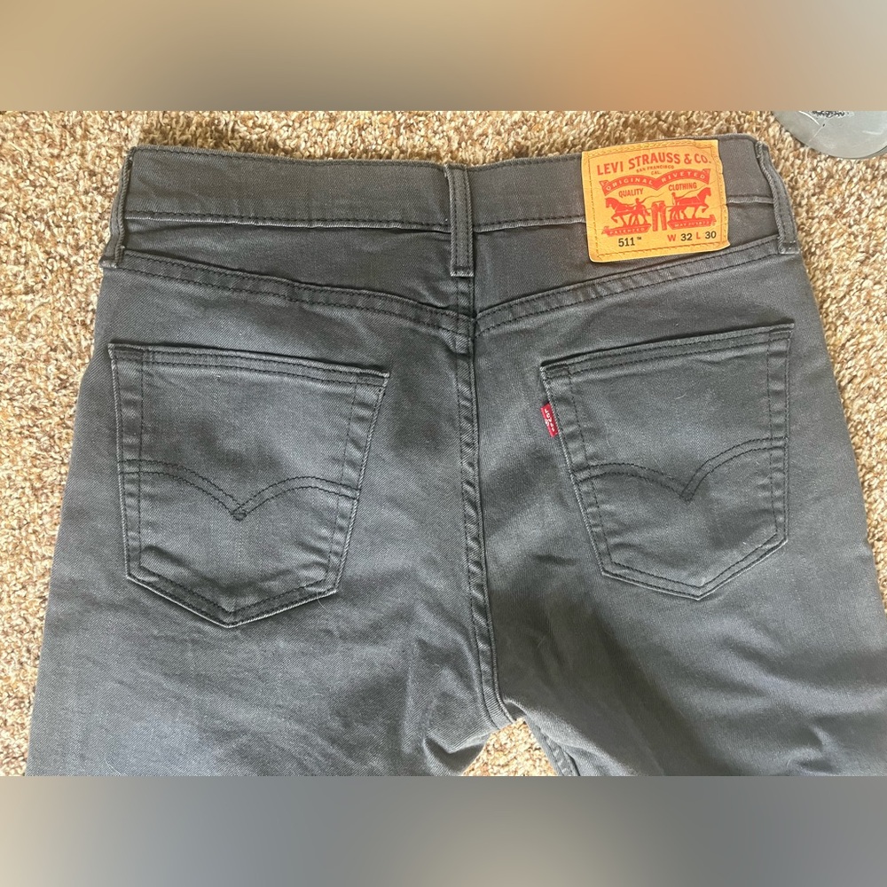Men’s Levi Gray Pants 511. W32L30